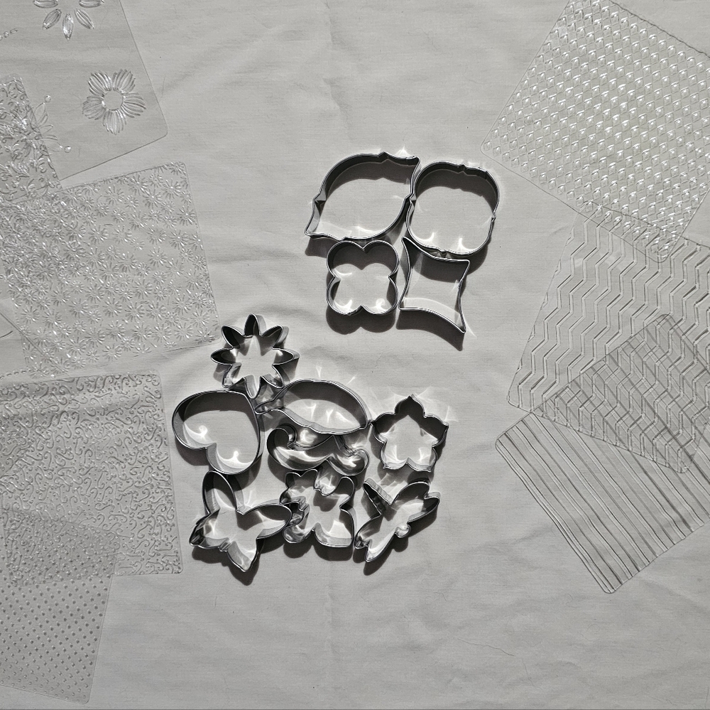 Wilton Garden, Romance & Geometric Cut-Outs Sets